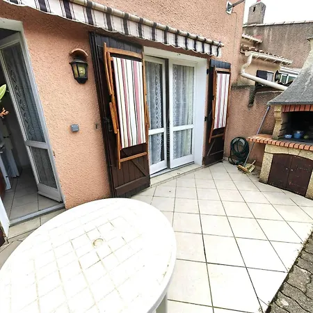 Mitoyenne Calme Avec Piscine Et Parking, Proche Pour 6 Personnes - Fr-1-607-28 Vila
